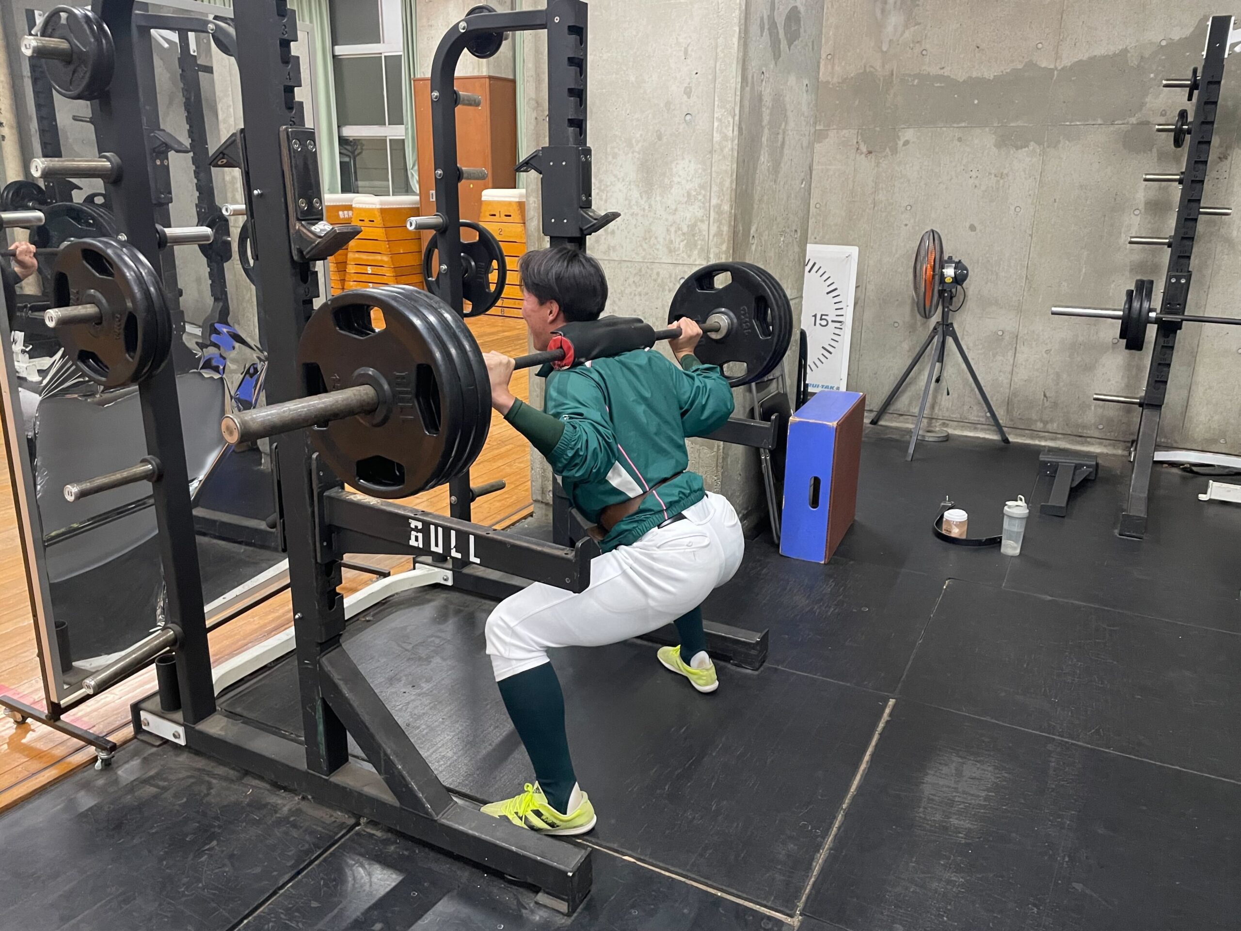 野球部 ウエイトトレーニングの様子 | 昌平中学校・高等学校